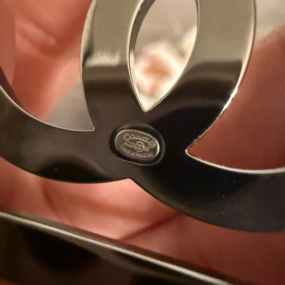 Chanel XL Oversized Grey CC Logo Square Hoop Statement Earrings - Picture 5 of 10